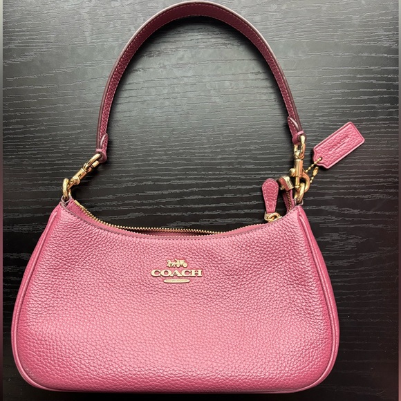 Coach Handbags - Coach Teri Shoulder Bag